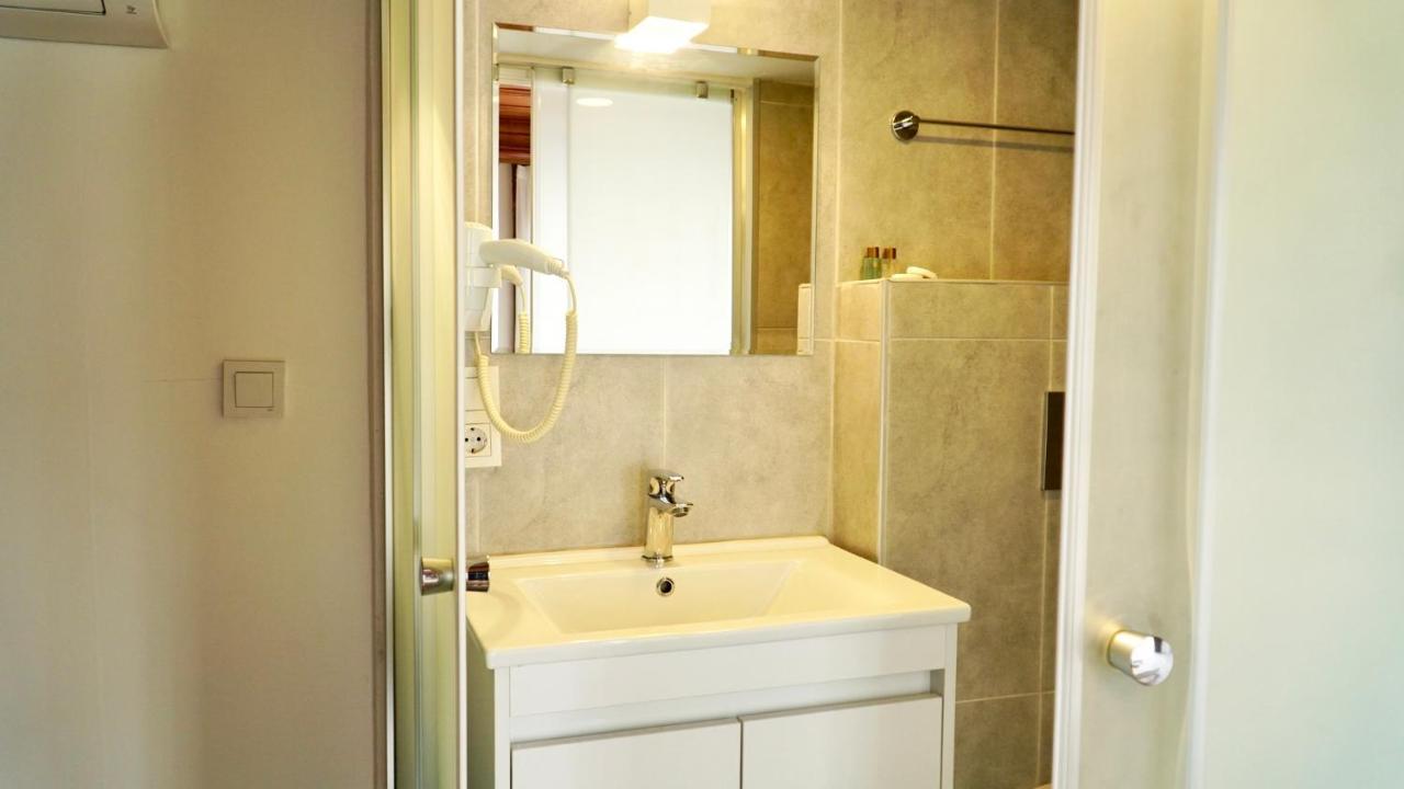 איסטמבול Qonaq Hotel & Suites מראה חיצוני תמונה