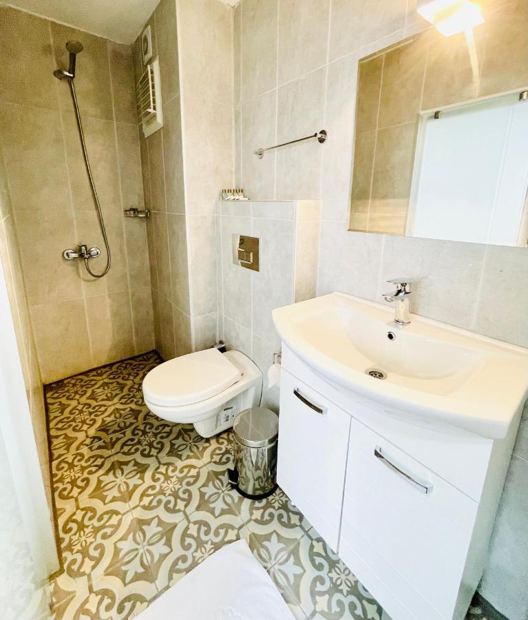 איסטמבול Qonaq Hotel & Suites מראה חיצוני תמונה